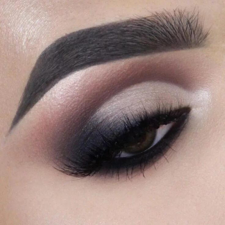 Красивый макияж стрелок Pin on glam your look Dramatic makeup, Makeup is life, Makeup