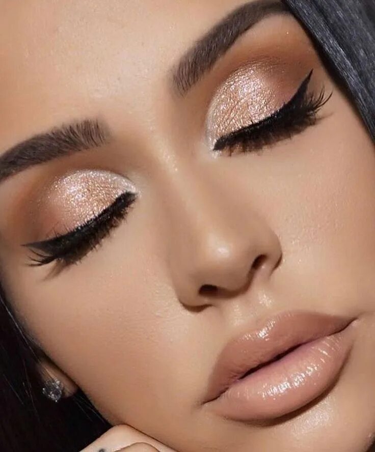 Красивый макияж тон Pin de Erin Beldner en Beauty makeup Maquillaje de ojos graduación, Maquillage d