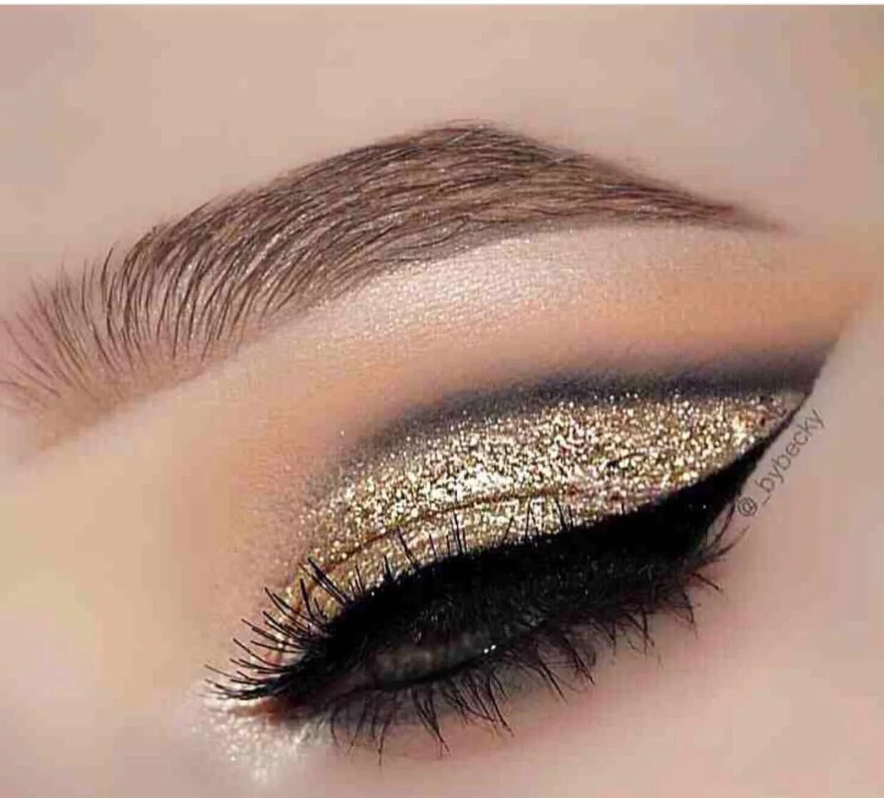 Красивый макияж век Pin on Makeup Eye makeup, Beautiful eyeshadow, Colorful eyeshadow