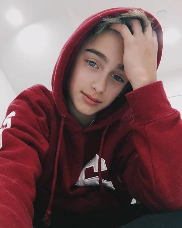 Красивый мальчик фото для фейка 11 лет Pin en JOHNNY I LOVE U!