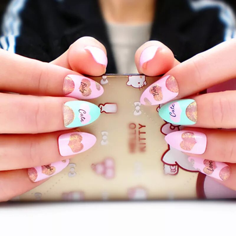 Красивый маникюр 11 лет Long Fake Nail LOVE Pattern Stiletto Nails Pretty Girl Manicure Supplies 2g Glue