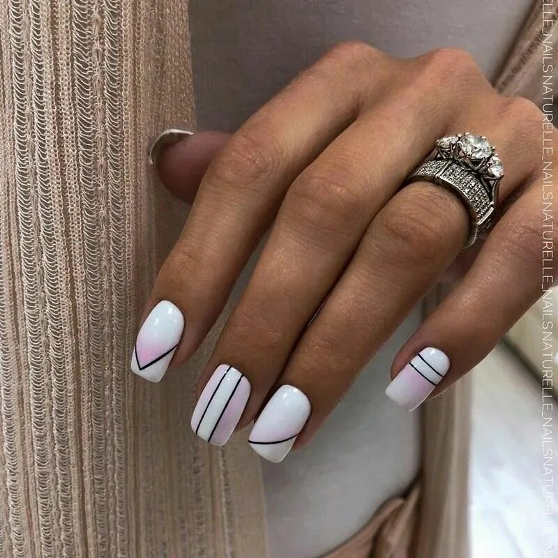 Красивый маникюр 2020 лето модные тенденции Пин на доске Manicure Гвоздь, Матовый дизайн ногтей, Стили белых ногтей