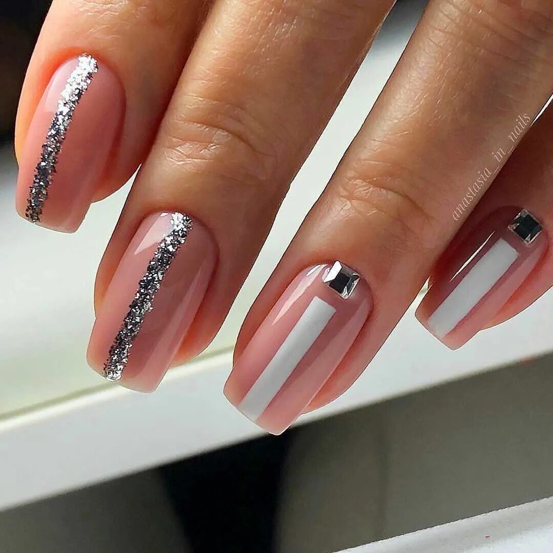 Красивый маникюр 2020 новинки с дизайном Top 50+ Easy Nail Designs For Short Nails Short nail designs, Nail accessories, 