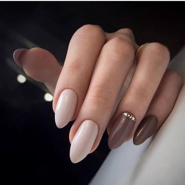 Красивый маникюр 2024 миндаль бежевый Pin by Екатерина on Маникюр Gel nails, Manicure, Perfect nails