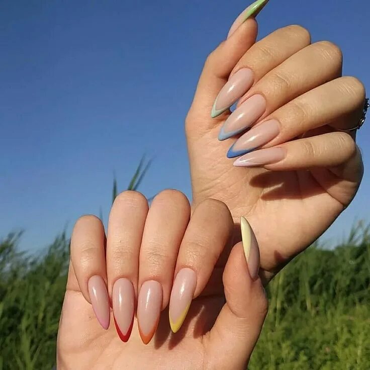 Красивый маникюр 2024 на длинные ногти миндаль nails ❤ on Instagram: "1, 2, 3, 4, 5, 6, 7, 8 or 9 ✨ ❤ . . #стильно #нейларт #но