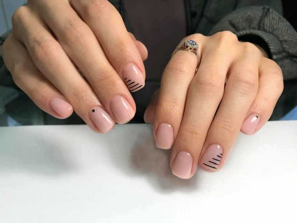 Красивый маникюр 2024 на короткие ногти квадрат Blondie, beauty salon, Севастополь, улица Очаковцев, 34 - Yandex Maps