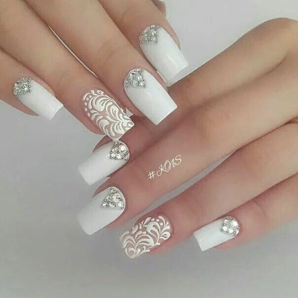 Красивый маникюр 2024 на свадьбу Pin by Swarna C on white nail polish Wedding nails design, Bride nails, Bridal n