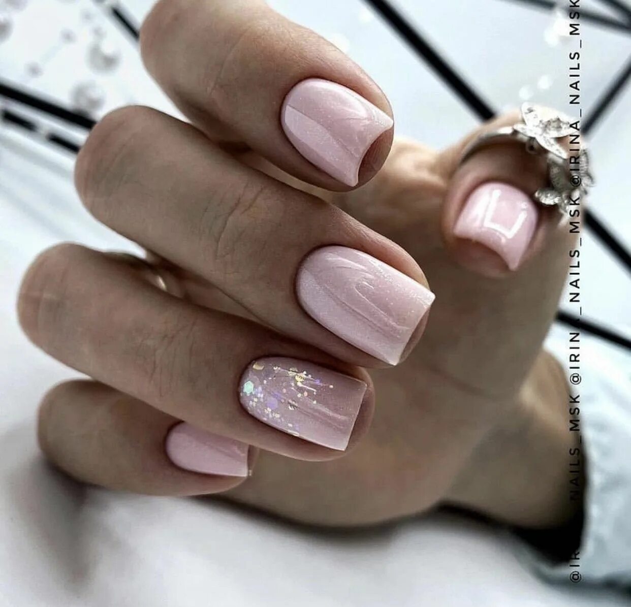 Красивый маникюр 2024 нежный новинки Pin on Blonde hair looks Nail designs glitter, Manicure, Swag nails