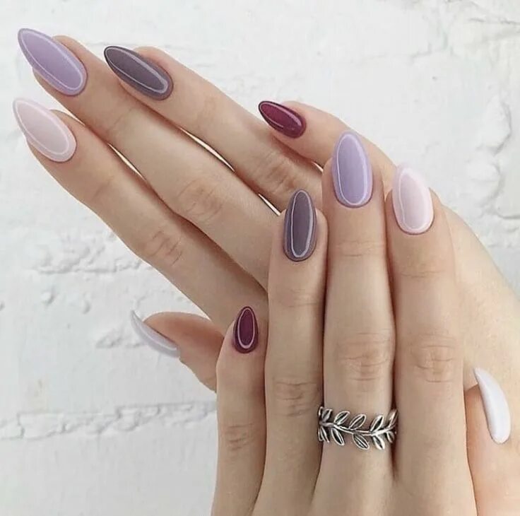 Красивый маникюр 2024 новинки миндаль Pin de Maria Teresa Vasquez Ferre em Uñas Unhas bonitas, Unhas multicoloridas, U