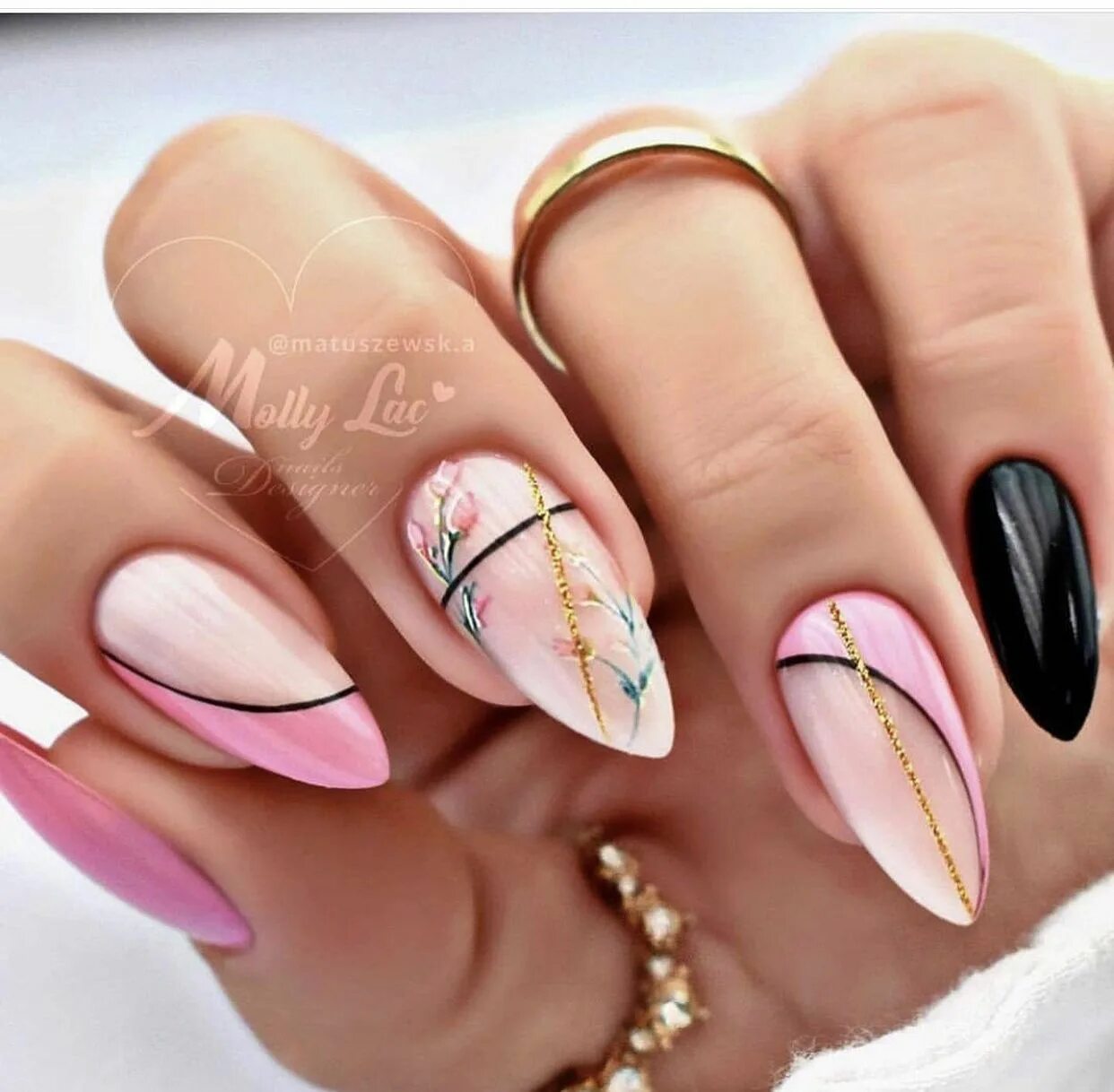 Красивый маникюр 2024 новинки модные nailartlookbook nailartspiration nailarttutorials in 2023 Chic nails, Stylish na