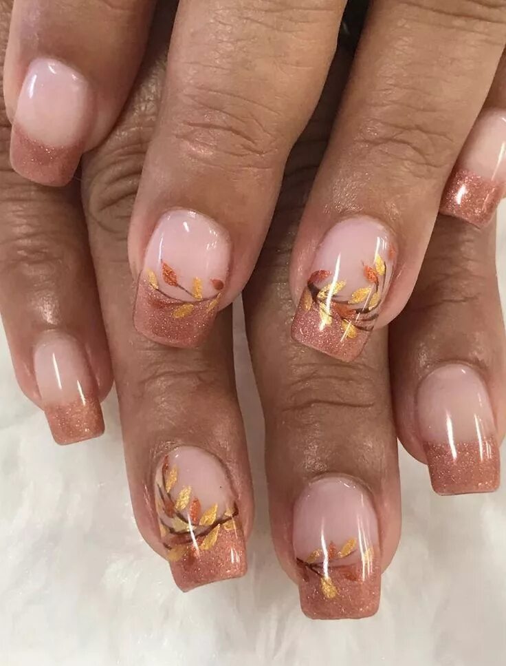 Красивый маникюр 2024 осенний френч Discreet And Charming Ideas To Rock Glitter Nails This Fall Season Fall gel nail