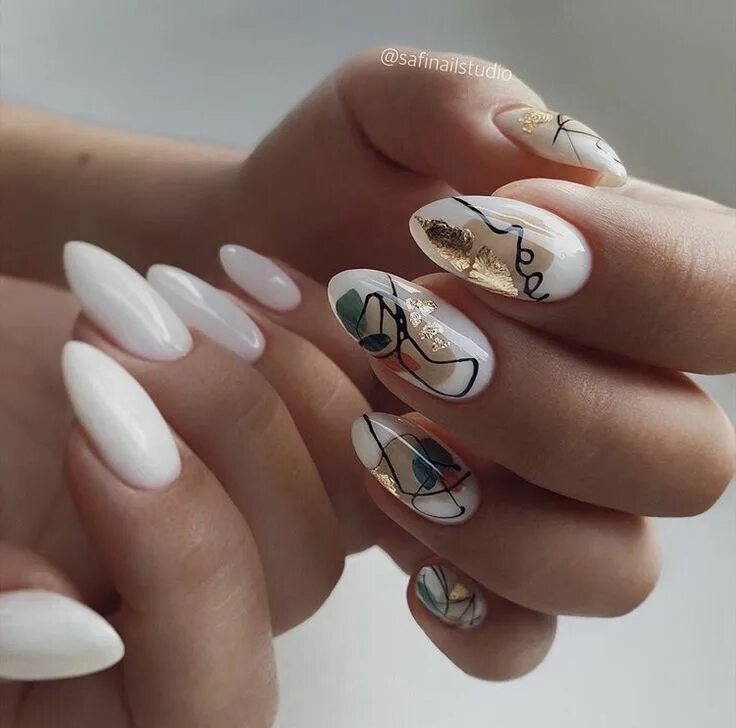 Красивый маникюр 2024 светлый @safinailstudio, идея маникюра 2020 Picasso nails, Heart nails, Boho nails