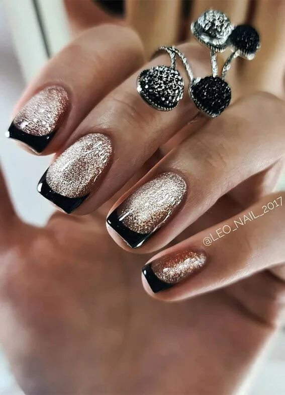 Красивый маникюр 2024г новинки Stylish Nail Art Designs That Pretty From Every Angle : Black tips Shimmery nail