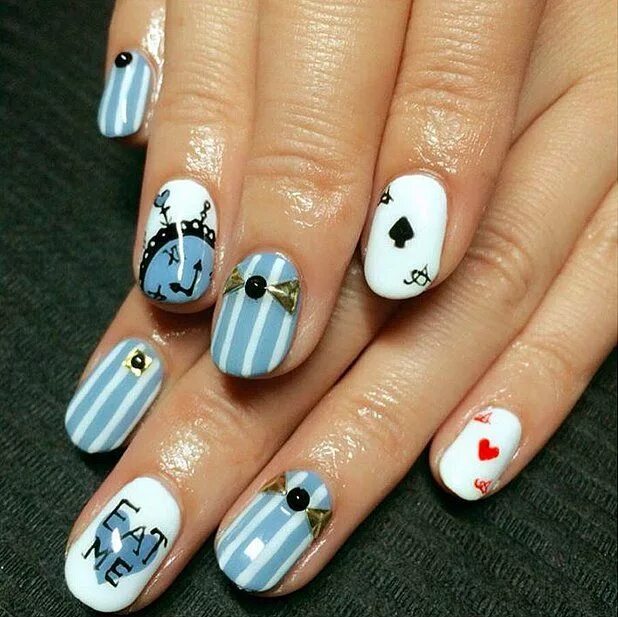 Красивый маникюр алиса Magical Disney Nail Art Ideas to Elevate Your Manicure Game