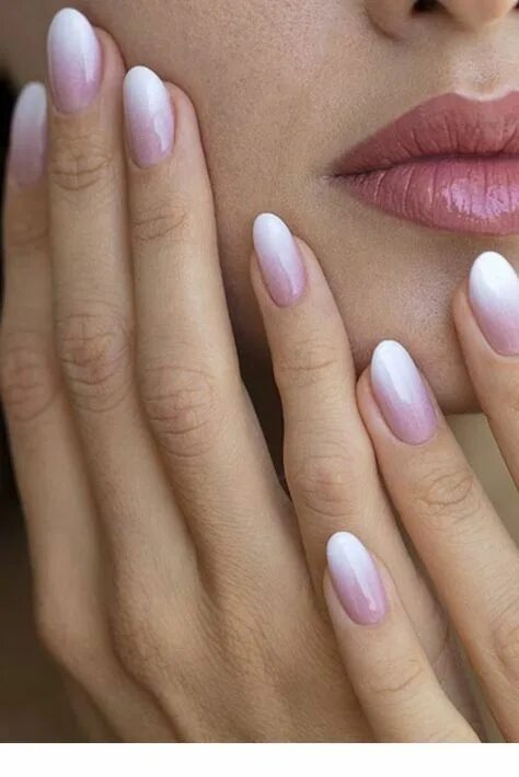 Красивый маникюр базой DIY: Descubre cómo lograr uñas ombré en 7 pasos Natural nails, Gel nails, Ombre 