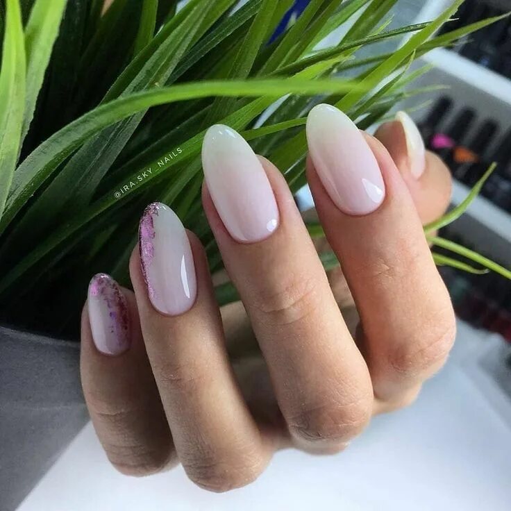 Красивый маникюр базой Pin on Ногти Cute nail colors, Nails, Gorgeous nails