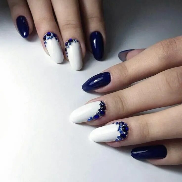 Красивый маникюр бело синий Pin on Nails Work nails, Sparkly nails, Blue nails