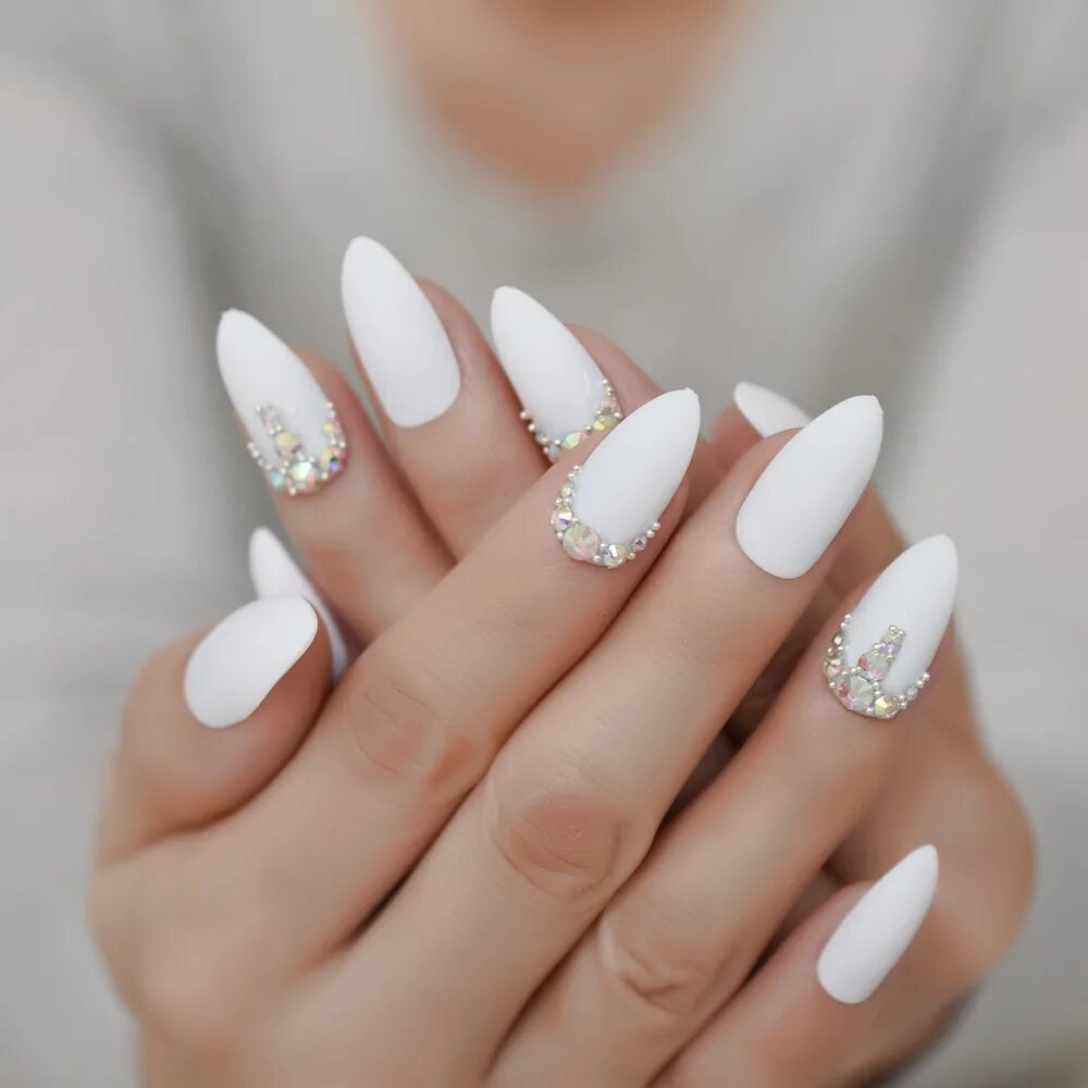 Красивый маникюр белых ногтей Matte Custom Fake Nails Craft White Decorative Luxury Nails Stiletto Rhinestones