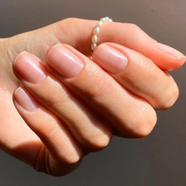 Красивый маникюр без Pin on style/look. Natural nails, Nails, Manicure