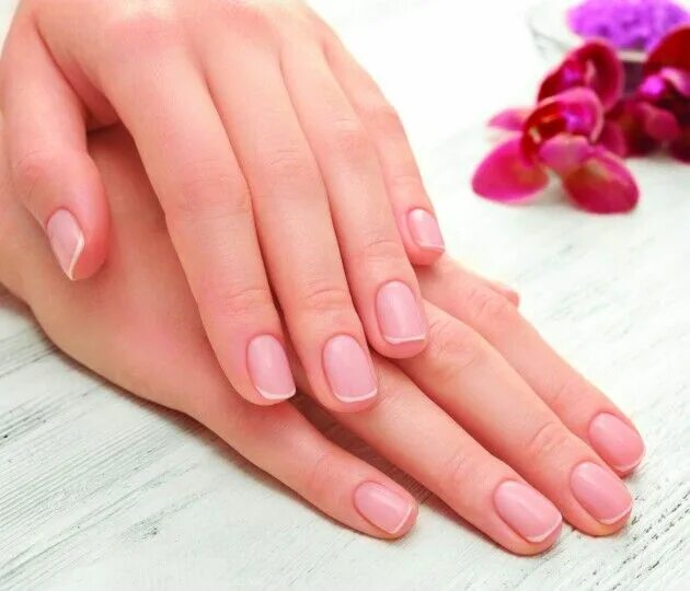 Красивый маникюр без Pin on крепкие ногти Nails, Beauty