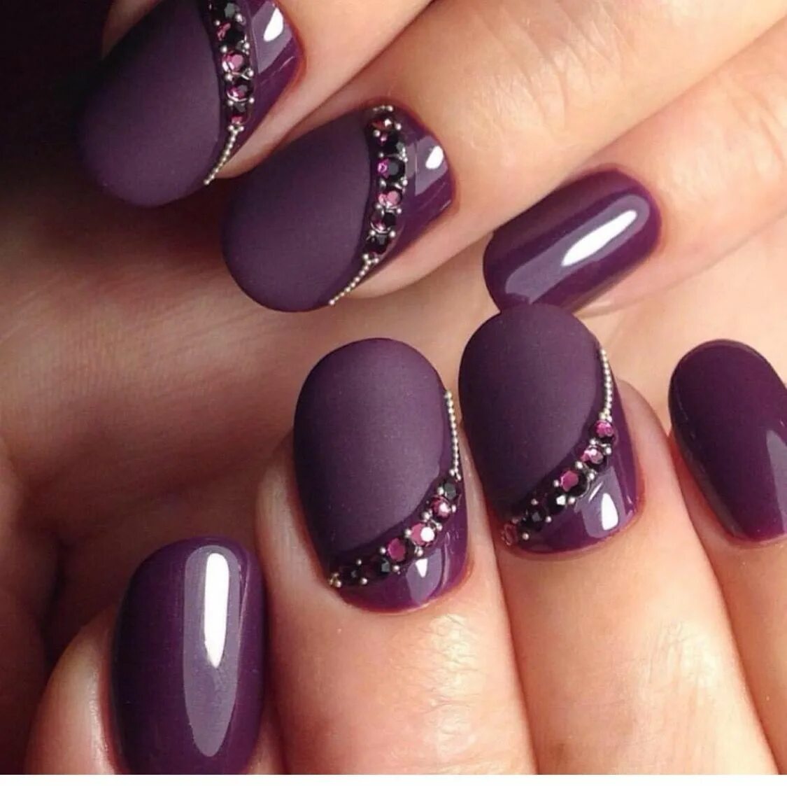 Красивый маникюр без страз Elegantly done nails. Love the subtle sophistication. Unghie idee, Unghie, Unghi