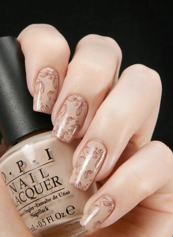 Красивый маникюр бежевые тона Pin by ELENA FODOR on Ногти Cute nail art designs, Floral nails, Nail art design