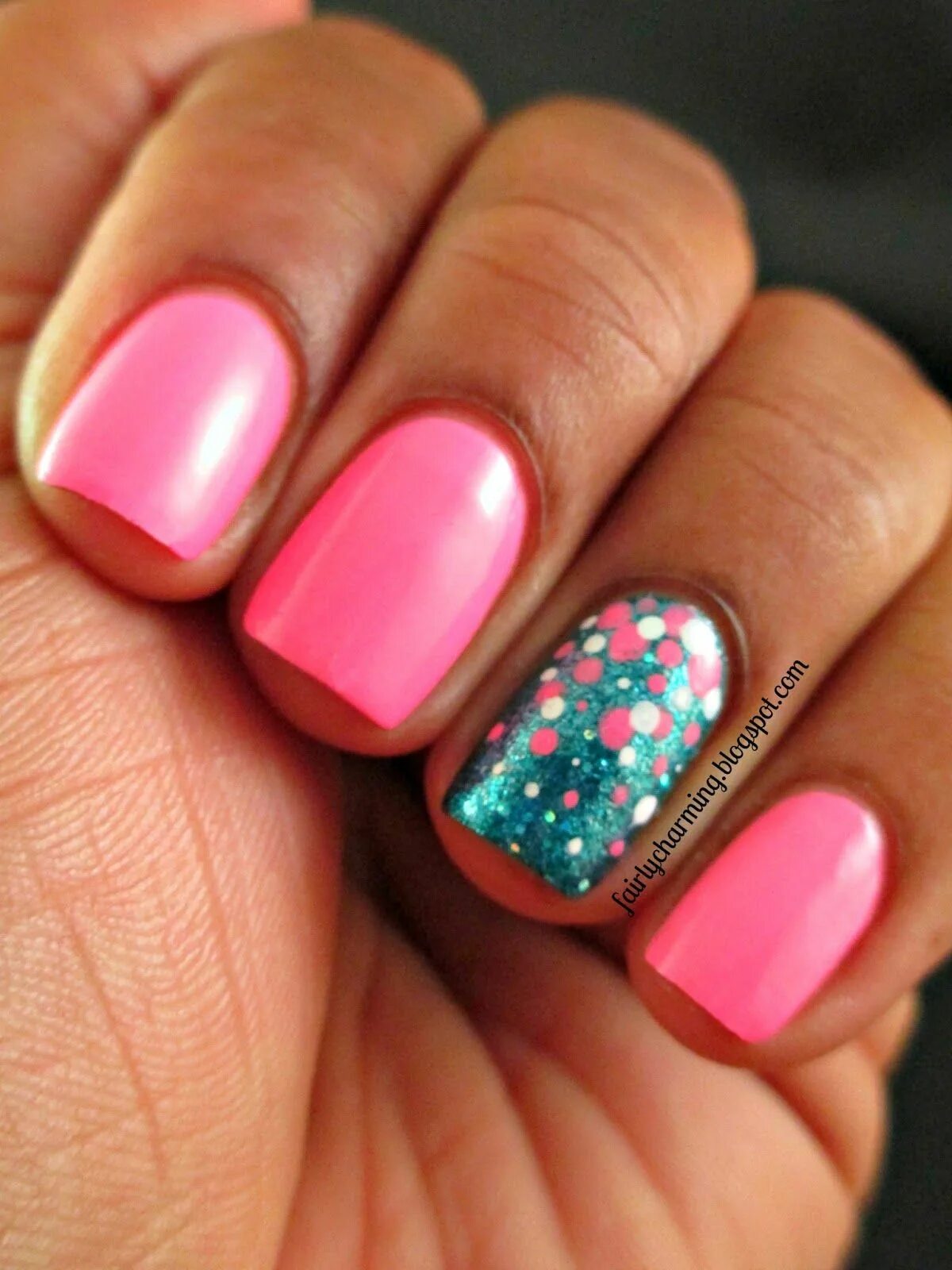 Красивый маникюр бирюза фуксия This Flamingo's Not Sari! Teal nails, Nail designs glitter, Teal nail designs