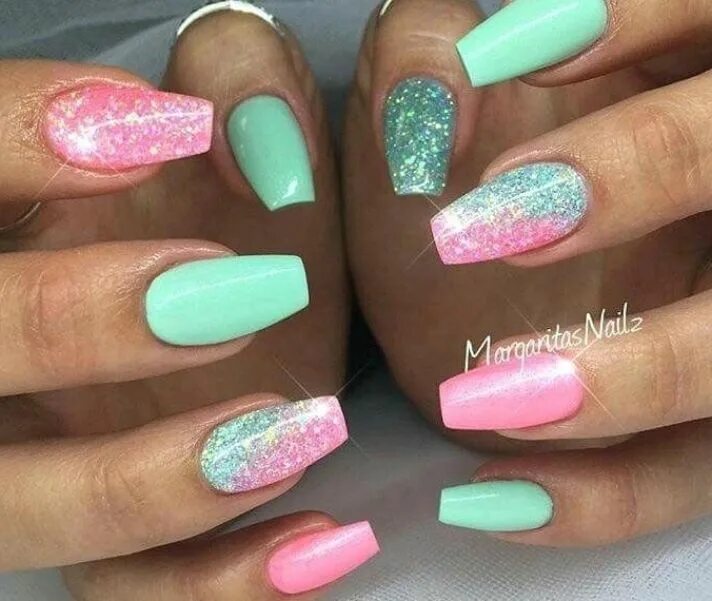 Красивый маникюр бирюза фуксия Med Tech. Запись со стены. Bright acrylic nails, Coffin nails designs, Nail desi