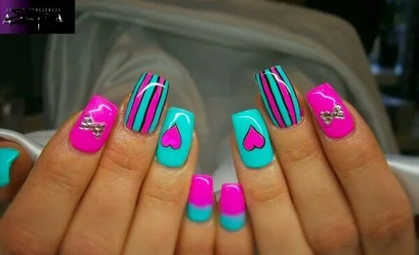 Красивый маникюр бирюза фуксия 55 Stripe Nail Art Ideas - nenuno creative Turquoise nails, Teal nails, Striped 