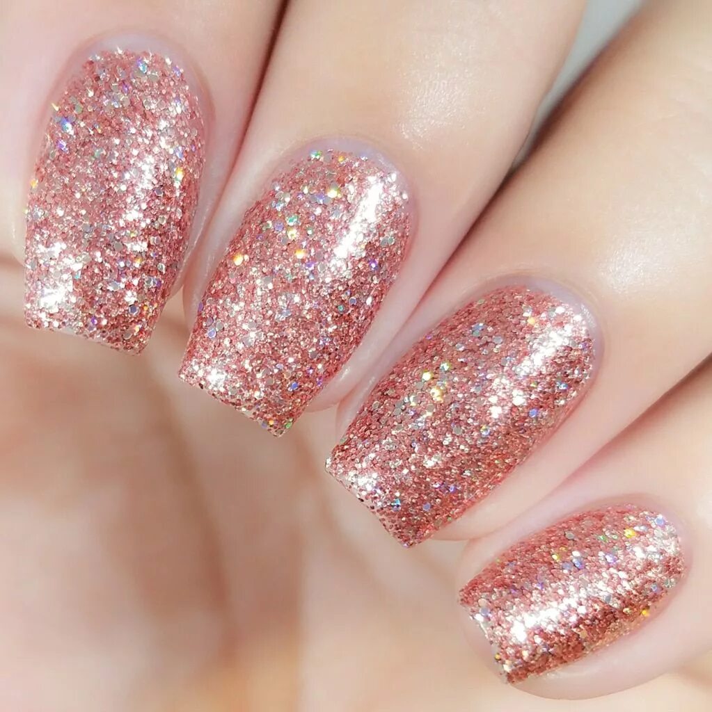 Красивый маникюр блестки фото TAHITIAN PRINCESS Rose gold nails glitter, Gold glitter nails, Powder nails