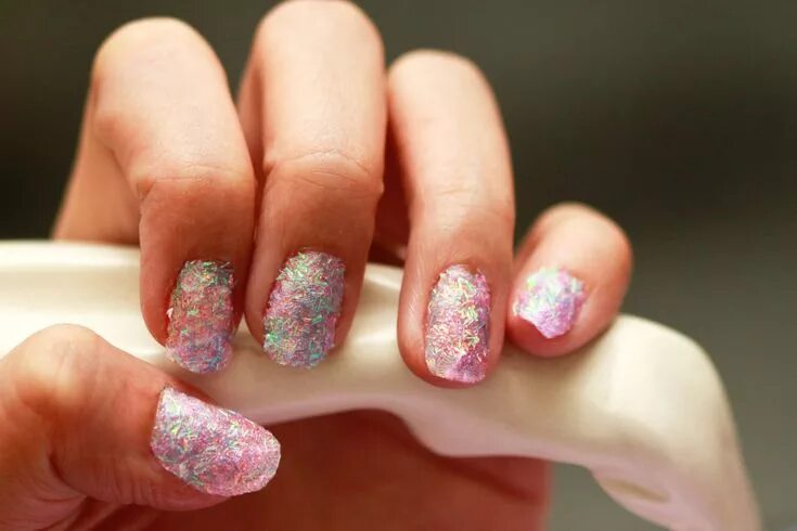 Красивый маникюр блестки фото Create Fake Nails out of Glitter halloween costume stuff