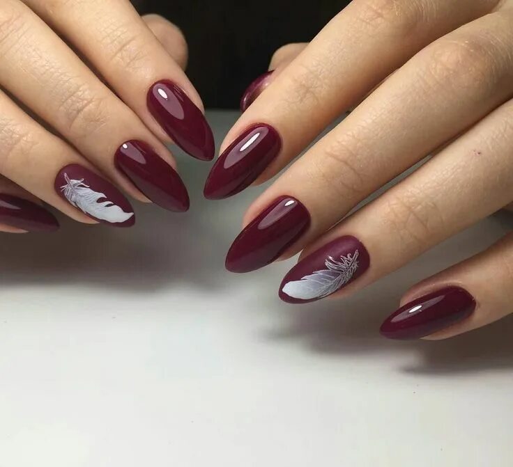 Красивый маникюр бордо Pin by Елена Веженко on Маникюр Beauty hacks nails, Nail manicure, Pretty nails