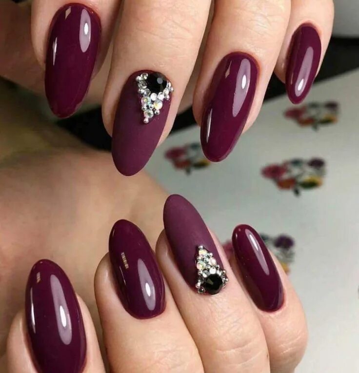 Красивый маникюр бордового цвета Pin on Nini Simple elegant nails, Burgundy nails, Elegant nail art