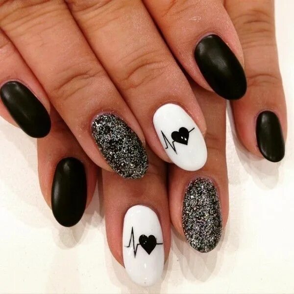 Красивый маникюр черный с белым 28+ Dazzling Nail Polish Trends You Must Try Manicura de uñas, Uñas con estampad