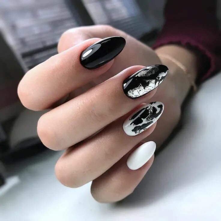 Красивый маникюр черный с белым Pin by Belka on Дизайн ногтей Trendy nail art designs, Manicure, Trendy nail art