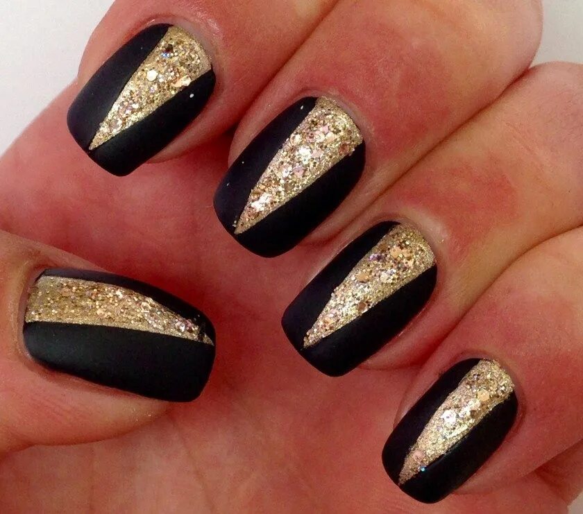 Красивый маникюр черный с золотом Perfect Black and Gold Acrylic Nail Designs * stylish f9 Black gold nails, Gold 