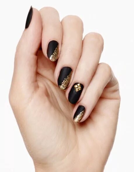Красивый маникюр черный с золотом Nail Polish: Gel, Matte, Metallic, Glitter & More Nordstrom Beautiful nails, Gol