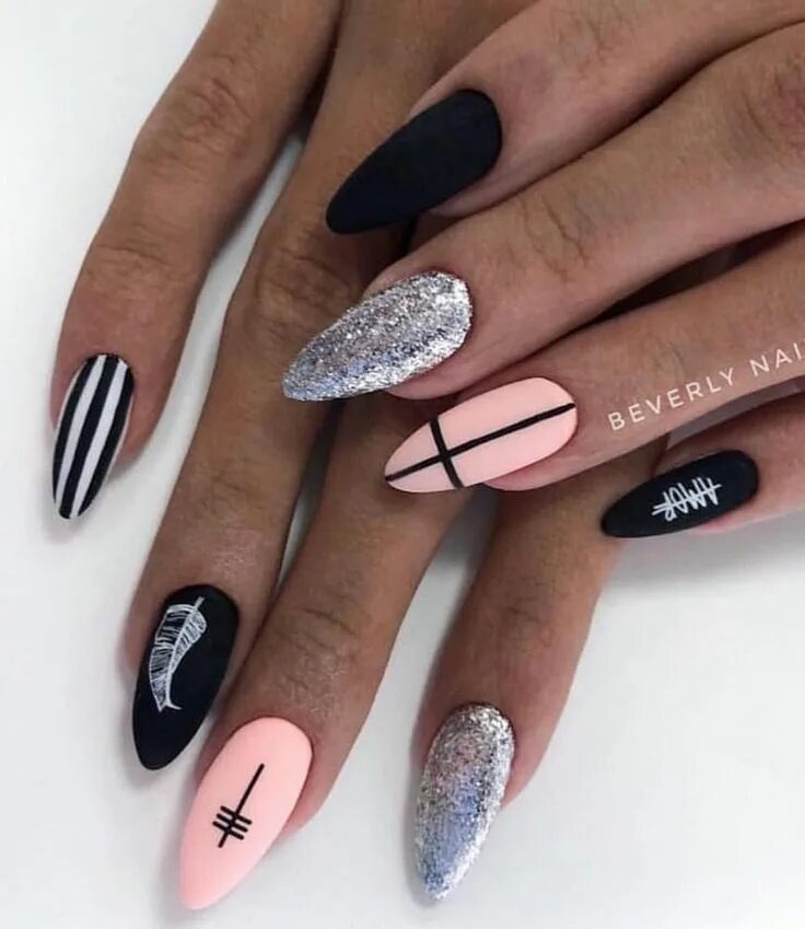 Красивый маникюр дизайн ногтей миндаль 80+ Matte Black Coffin & Almond Nails Design Ideas To Try - Fashionsum Swag nail