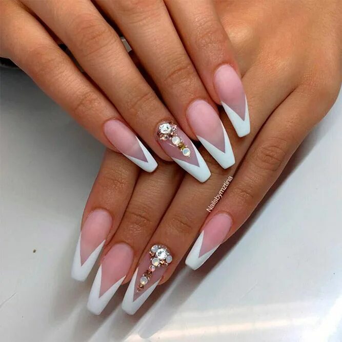 Красивый маникюр длинные ногти френч 43 Best French Manicure, Tips and Techniques French nail designs, French nails, 