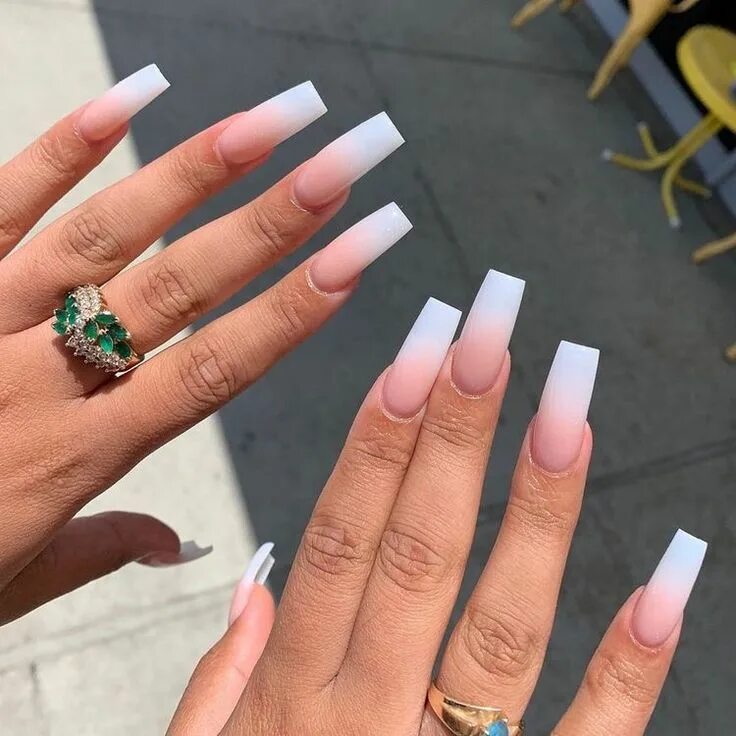 Красивый маникюр длинный квадрат ♡ ; Pinterest : @ XOkikiiii Ombre acrylic nails, Long square acrylic nails, Blin