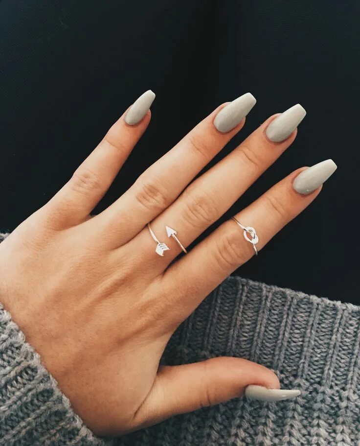 Красивый маникюр длинный квадрат Grey acrylic nails byktramshaw nails in 2019 ногти, маникюр, Grey acrylic nails,