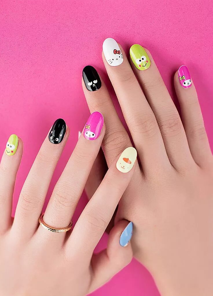 Красивый маникюр для 10 лет Everyone’s favorite girl is back, and this time, she brought friends! Wear your 