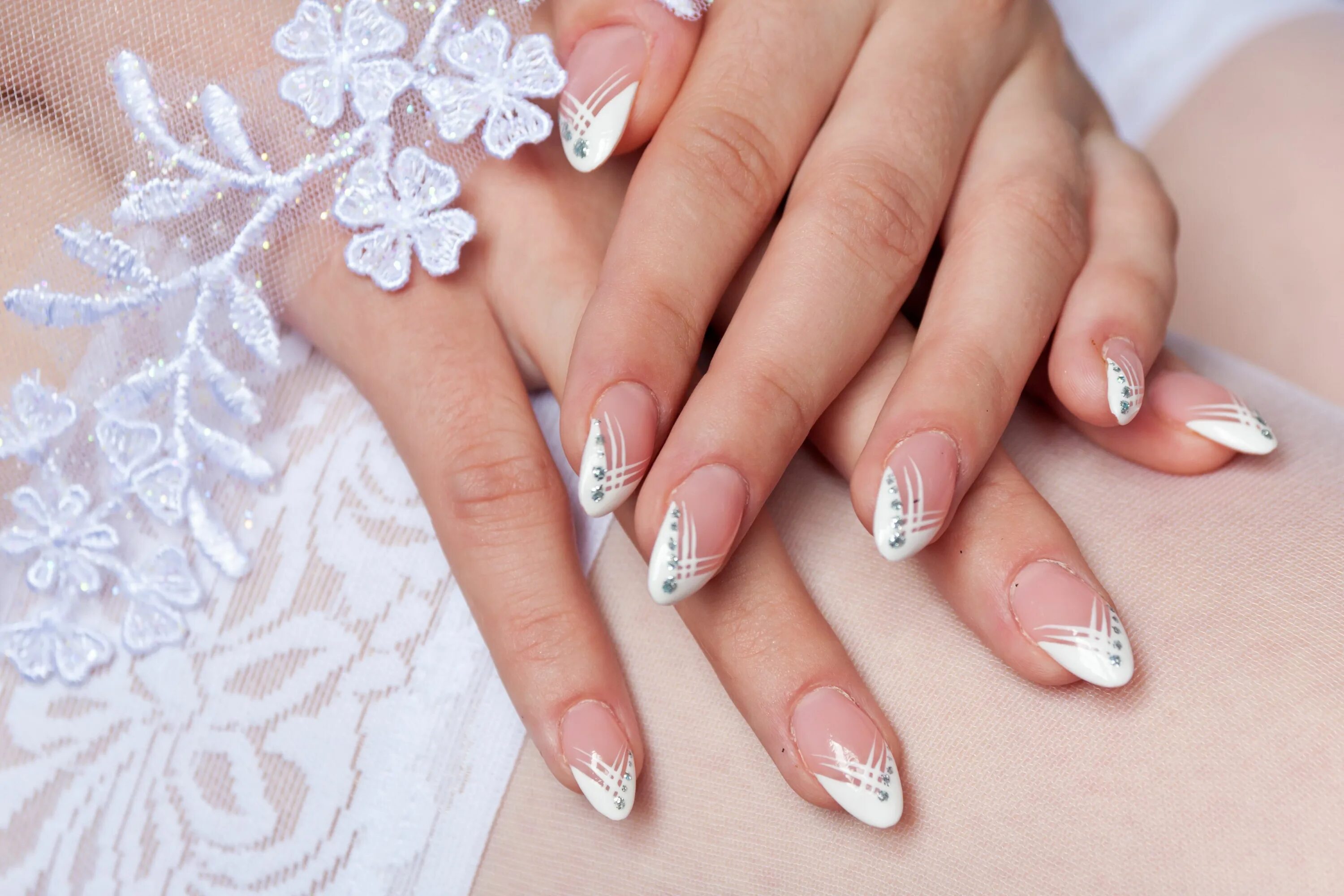 Красивый маникюр для невесты Best French Manicure Ideas For Your Wedding Hochzeitsnägel, French manicure gel,