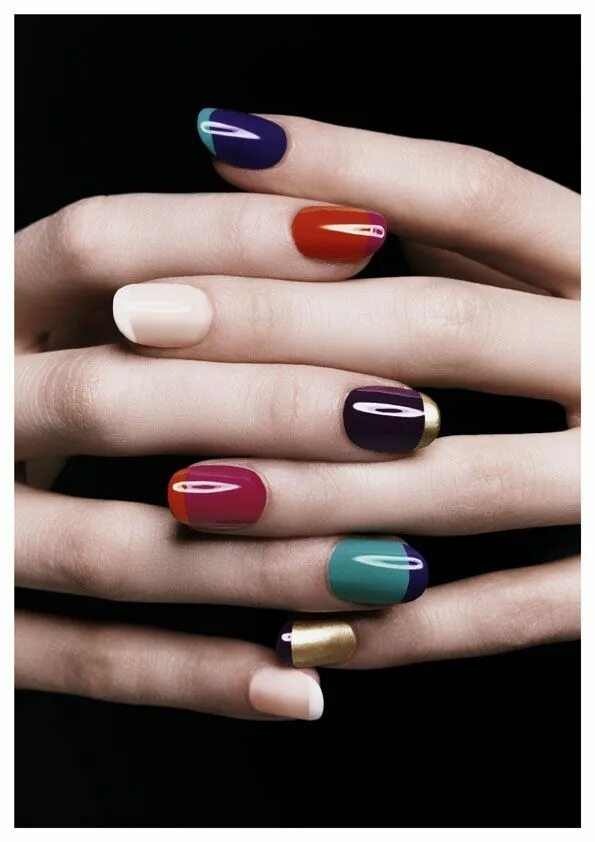 Красивый маникюр двумя цветами La French Manucure : comment la réaliser & la moderniser Nails, Creative nails, 