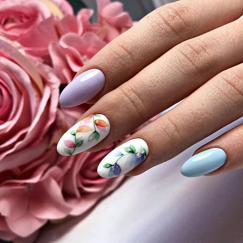 Красивый маникюр этого года Идеи за пролетен маникюр - 2020 за къси нокти Manicure, Almond nail art, Almond 