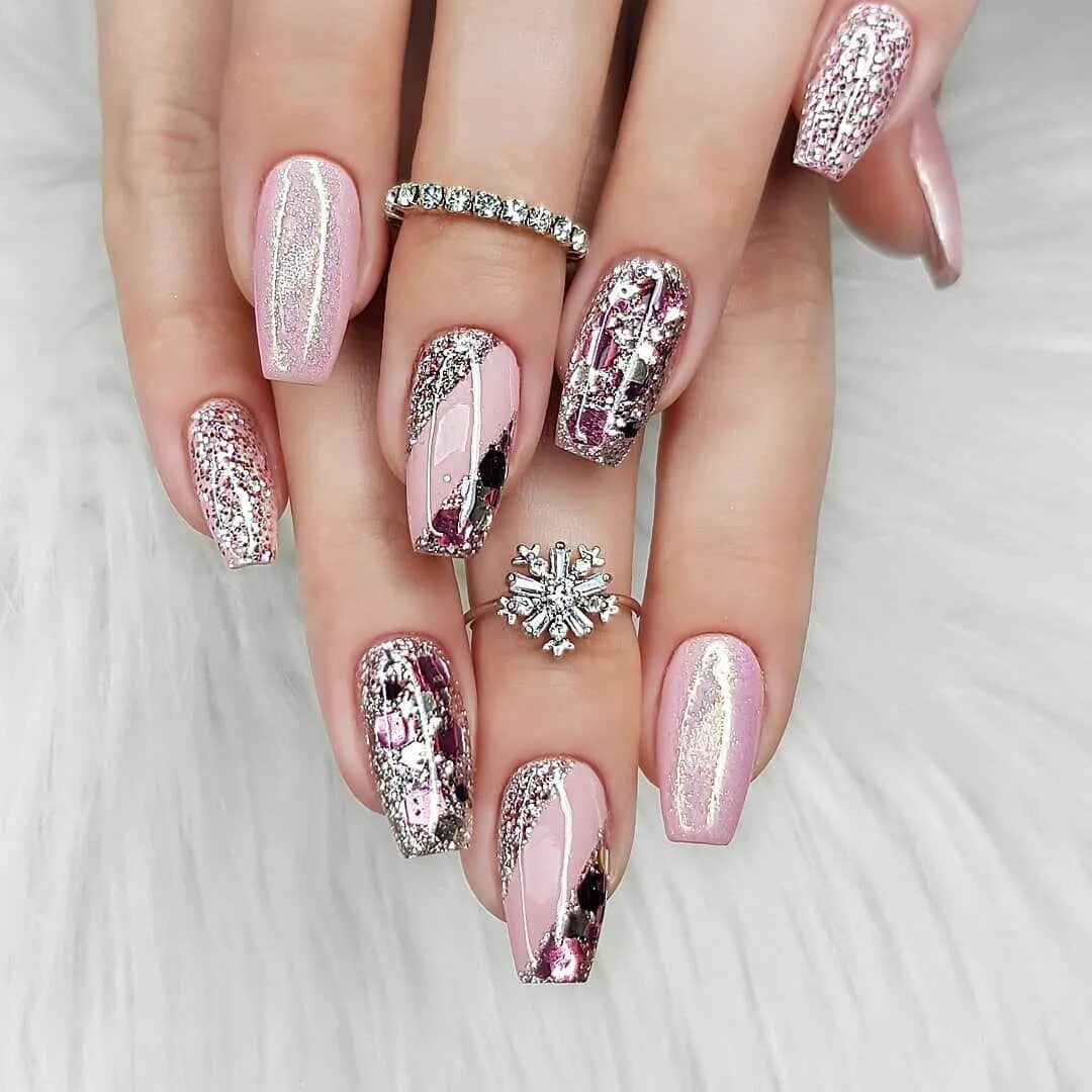 Красивый маникюр фото самый шикарный дизайн Pin on Бордовые ногти