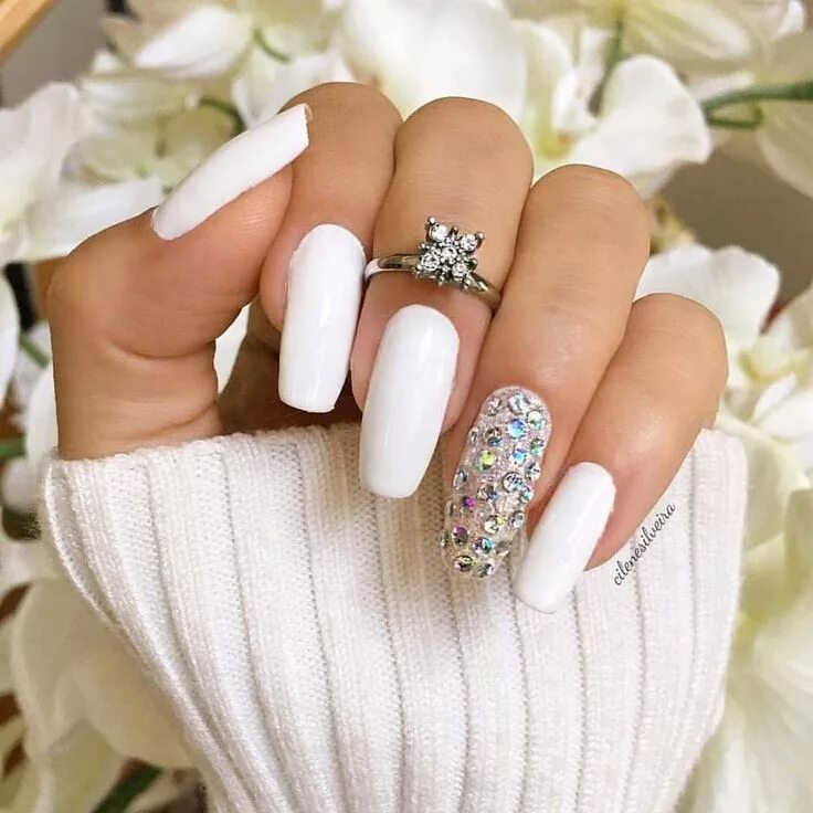 Красивый маникюр фото самый шикарный светлый αиgєℓ ѕαяυ ♥ White nails, Trendy nails, Nail colors winter