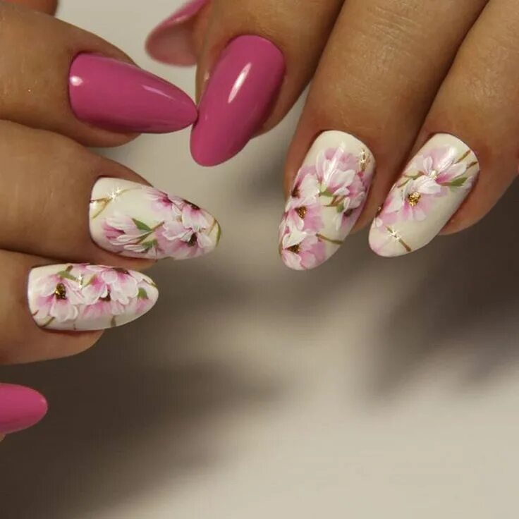 Красивый маникюр фото весна 2024 дизайн Instagram photo by Татьяна Vista * Apr 2, 2018 at 10:11 PM Floral nails, Gel nai