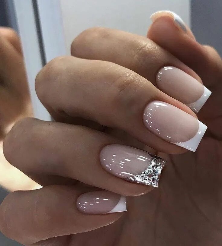Красивый маникюр френч изысканный на квадратные ногти Pin by MARIANA.LB on unas bonitas French nails, Stylish nails, Gel nails
