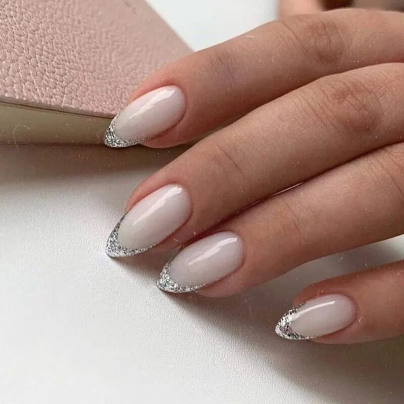 Красивый маникюр френч изысканный овал фото Тренды маникюра весны - лета 2020 Cute acrylic nails, Gel nails, Subtle nails